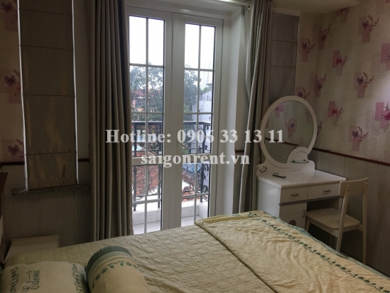 Nice apartment 01 bedroom with balcony and alot of light, living room for rent in Ben Van Don street, District 4. 05 mins to Ben Thanh martket. 45sqm- 500 USD 