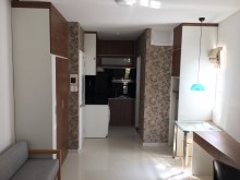 FOR LEASE SERVICED APARTMENT/ CHO THUÊ CĂN HỘ DỊCH VỤ for rent in Binh Thanh District - Luxurious Apartment for rent in Nguyen Cuu Van street, 01 bedroom- 40sqm- 450 USD